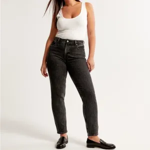Abercrombie &amp; Fitch Curve Love High Rise Mom Jeans Sz 27 4R in black distressed