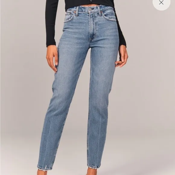 Abercrombie &amp; Fitch The Mom High Rise Jeans Plus Size 24 Regular 37 Inches Q