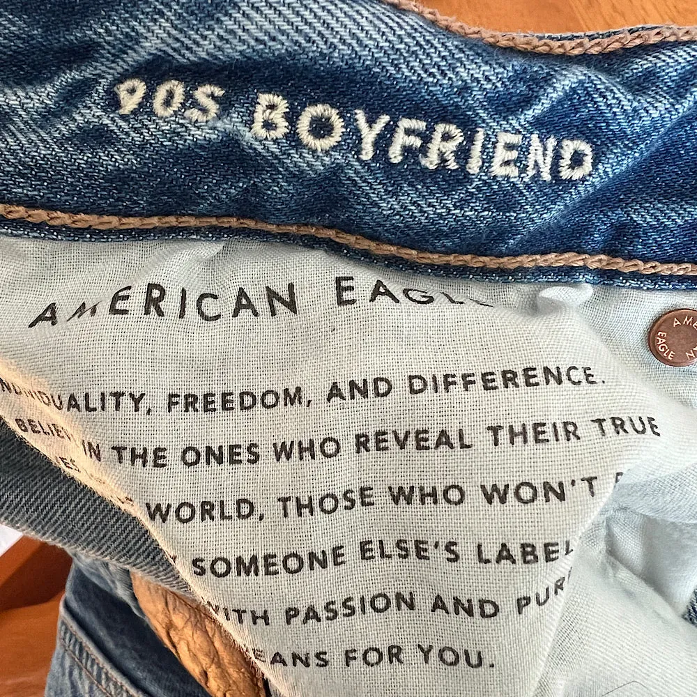 AE 90s Boyfriend Jeans (10R)
