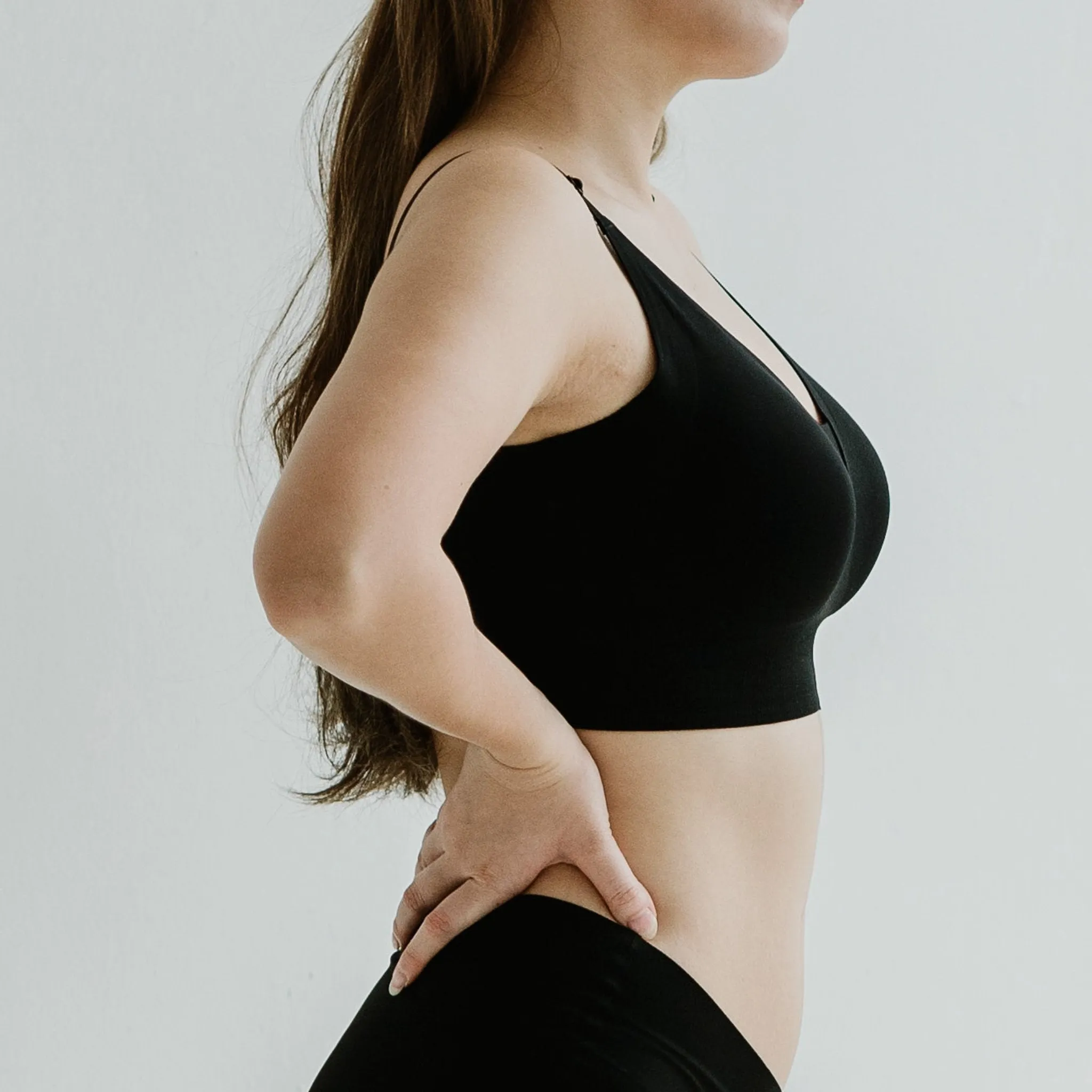 AIR-LEISURE Midi U-Back Seamless Bra in Black (Size XS only)