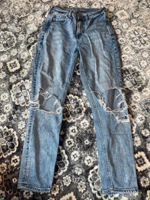 American Eagle (2) Light Wash Distressed Denim Mom Jean with Stretch