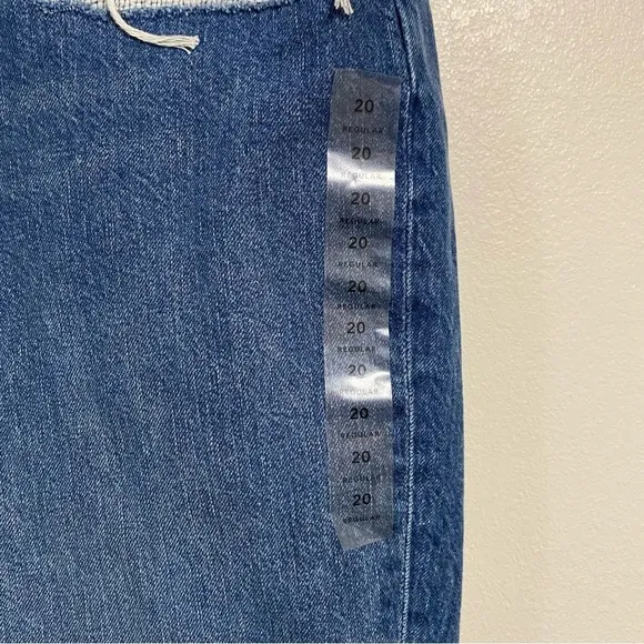 American Eagle Jeans Womens Size 20 Blue Mom Jean distressed Comfort Stretch NWT