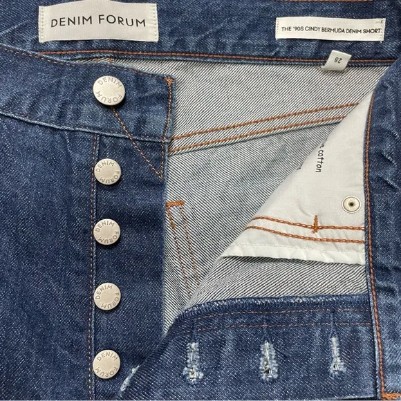 Aritzia Denim Forum Bermuda Shorts The '90s Cindy Medium Wash Size 28