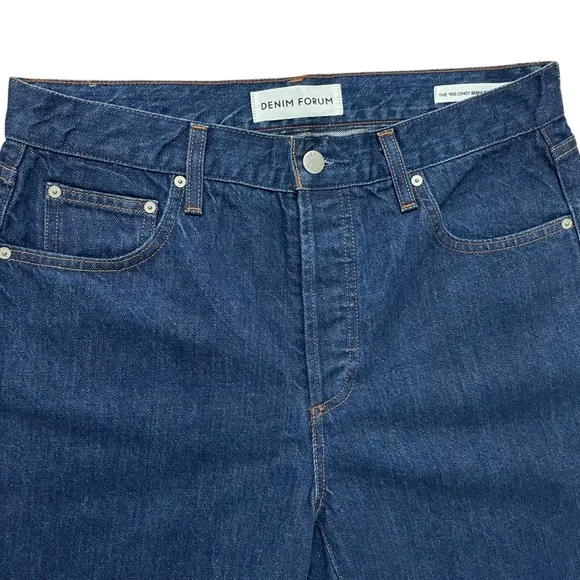 Aritzia Denim Forum Bermuda Shorts The '90s Cindy Medium Wash Size 28