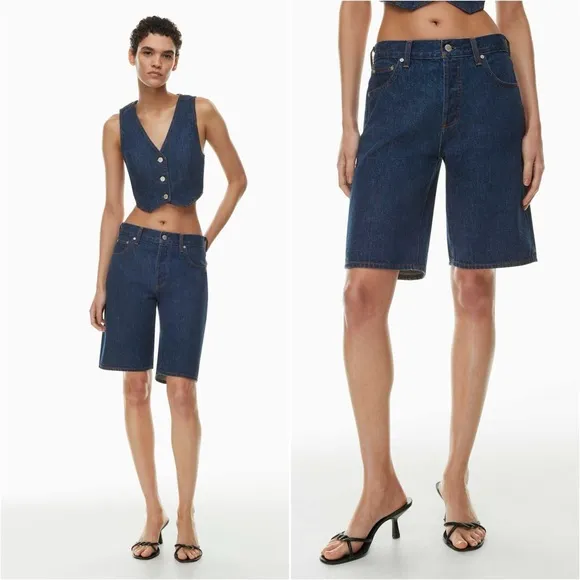 Aritzia Denim Forum Bermuda Shorts The '90s Cindy Medium Wash Size 28