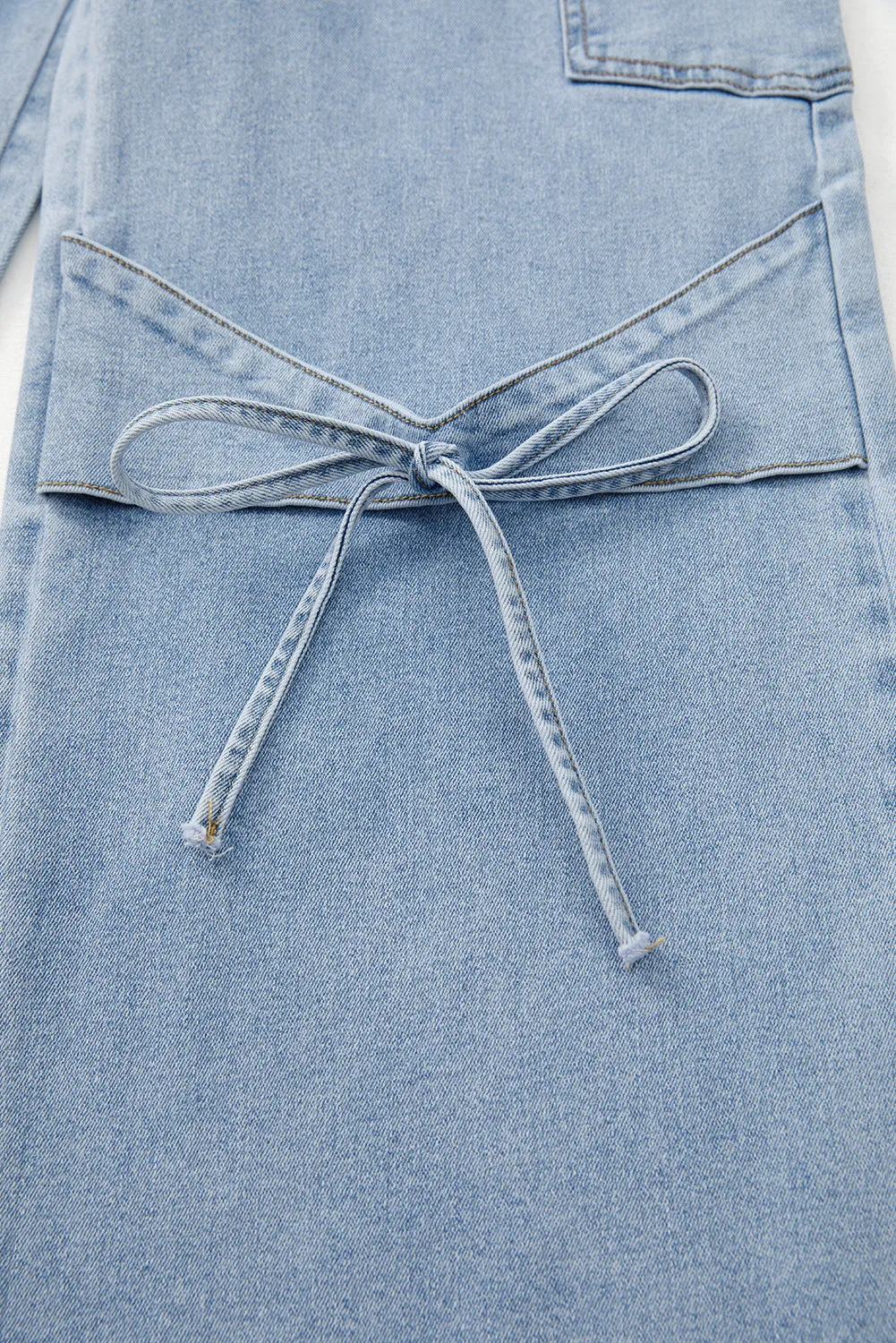Beau Blue Bowknot Decor Boyfriend Cargo Jeans for Women