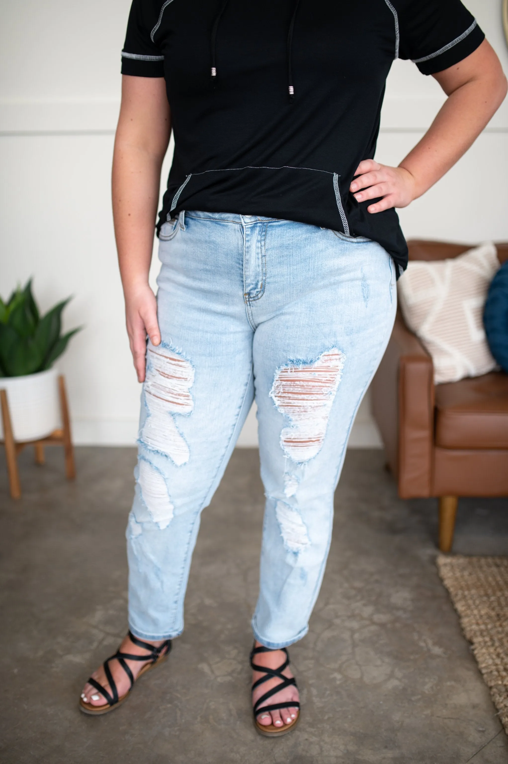 Blue Jean, Baby Queen Boyfriend Judy Blue's