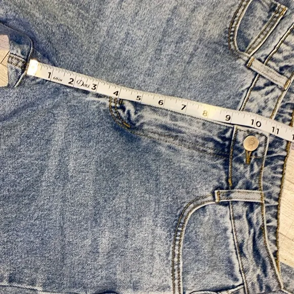 Bongo Forever 21 High Rise Tapered Leg Mom Jeans Size 26