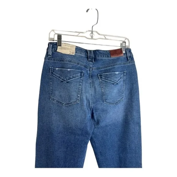 Brand New Unpublished Heather High Waist Mom Fit Blue Distress Jeans Size 28