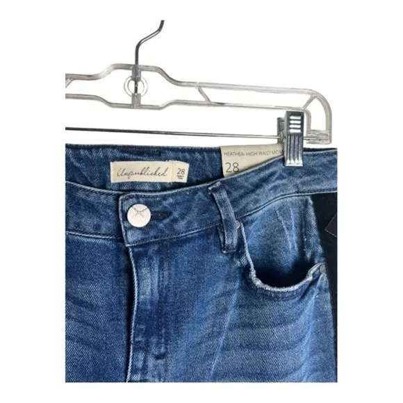 Brand New Unpublished Heather High Waist Mom Fit Blue Distress Jeans Size 28