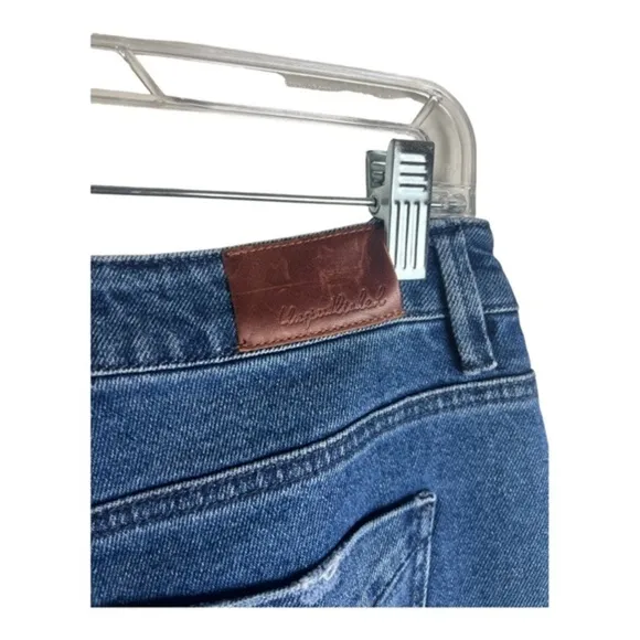 Brand New Unpublished Heather High Waist Mom Fit Blue Distress Jeans Size 28