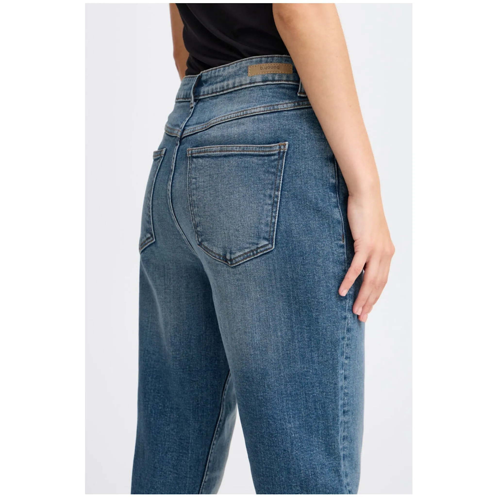 B.young Mom Loetta Jeans