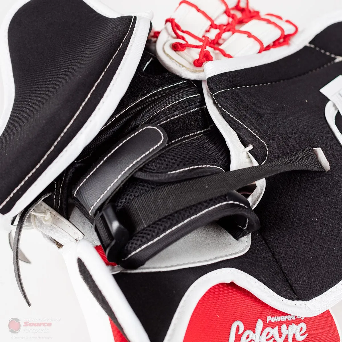 CCM Extreme Flex 4 Pro Senior Goalie Catcher