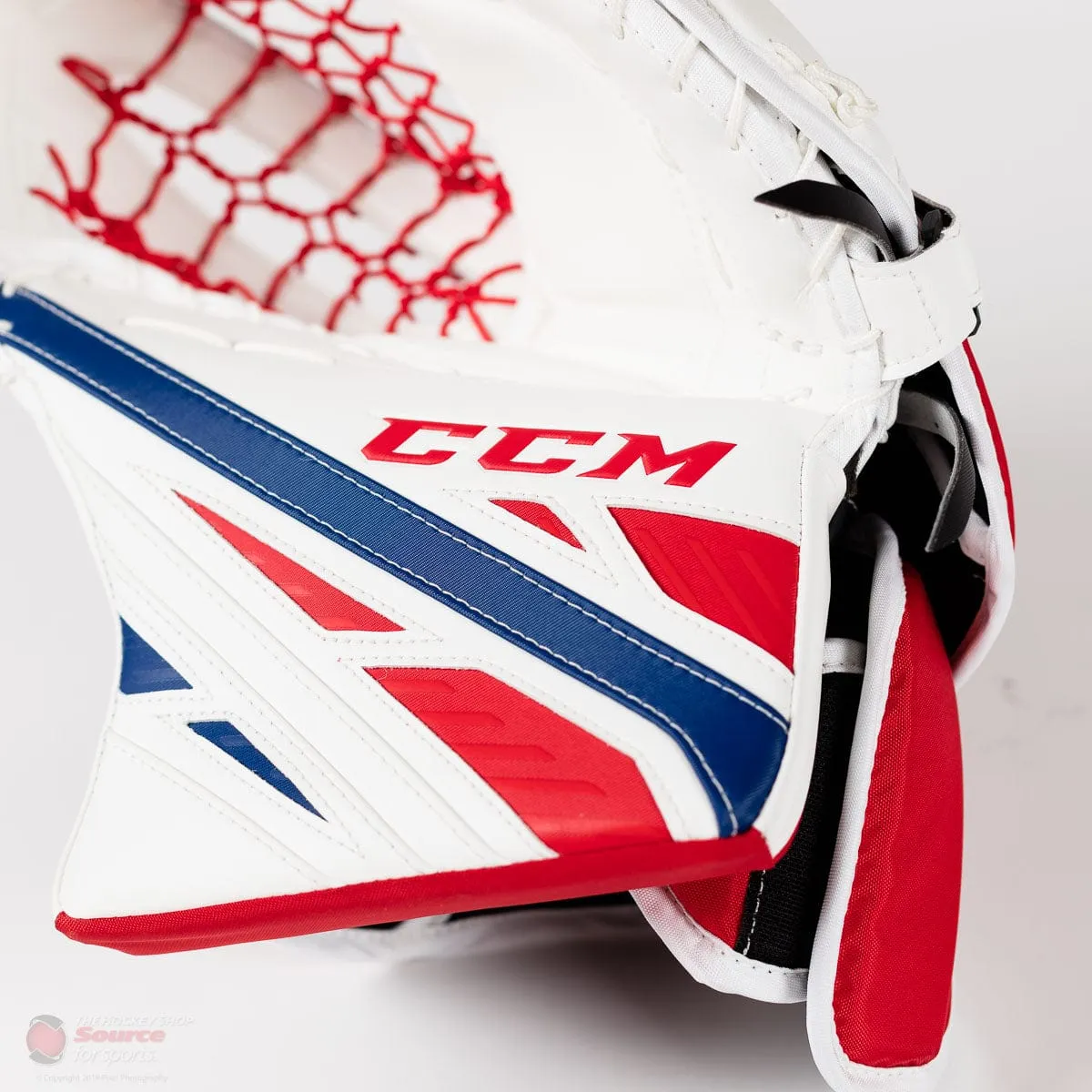 CCM Extreme Flex 4 Pro Senior Goalie Catcher