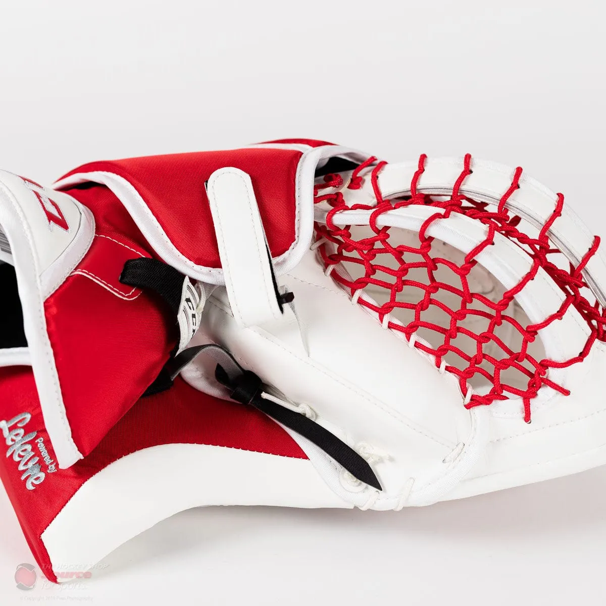 CCM Extreme Flex 4 Pro Senior Goalie Catcher