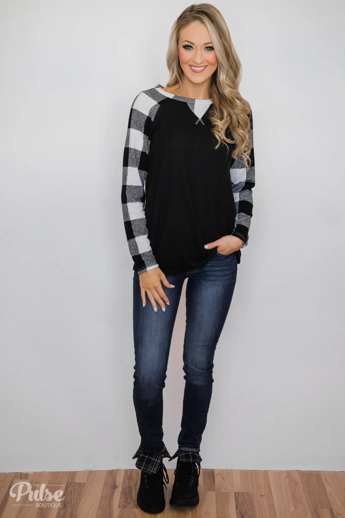 Checkered Sleeve Raglan Top- Black & White