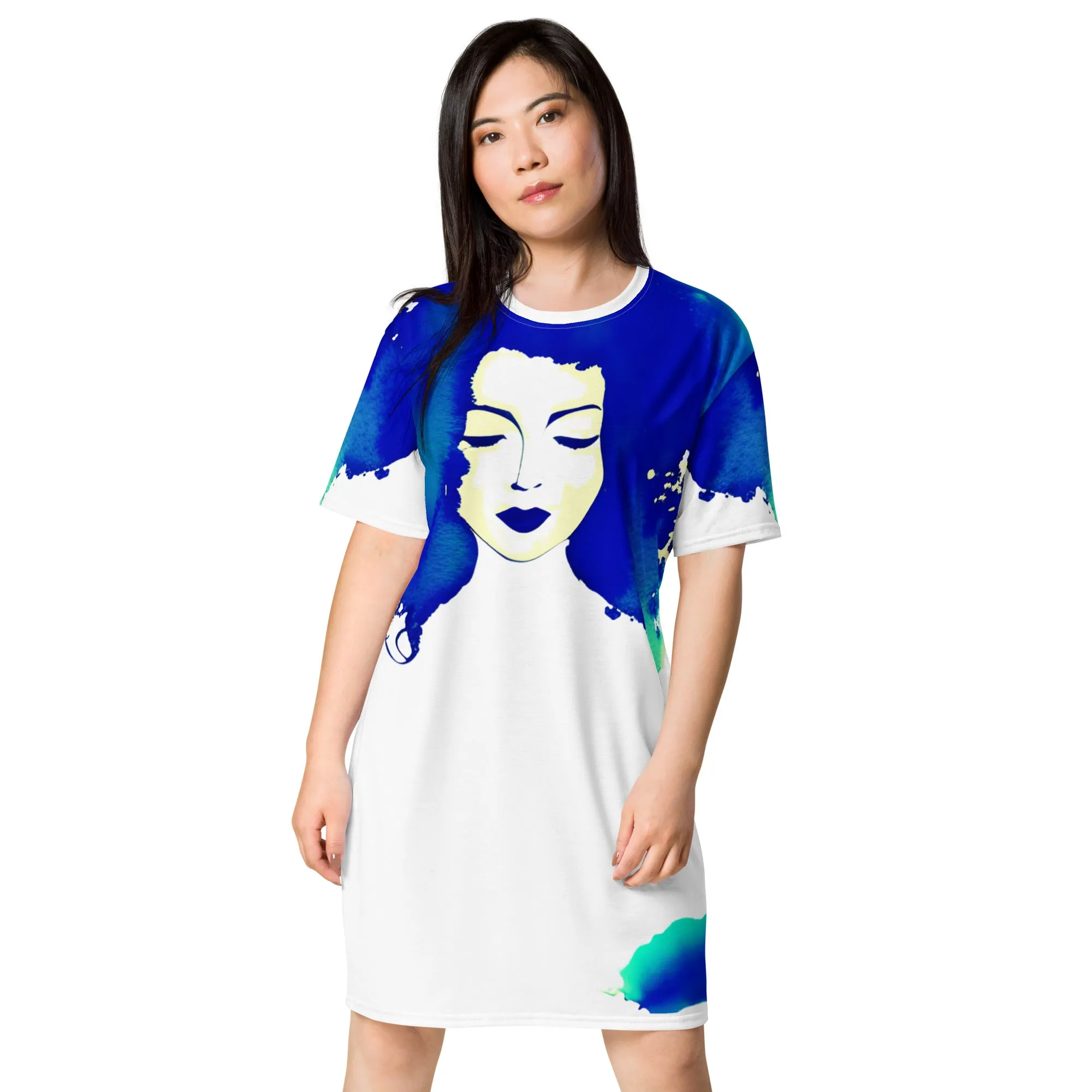 Chic Sapphire Style: Comfy T-Shirt Dress for Fashionable Women