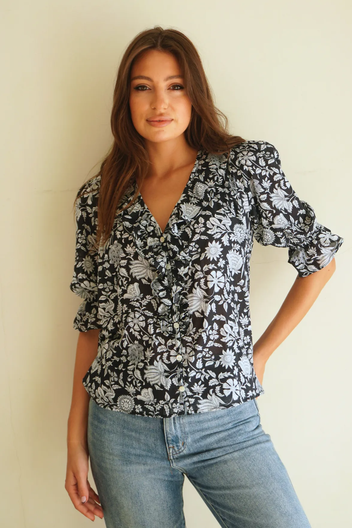 Chloe Shirt in Midnight Garden