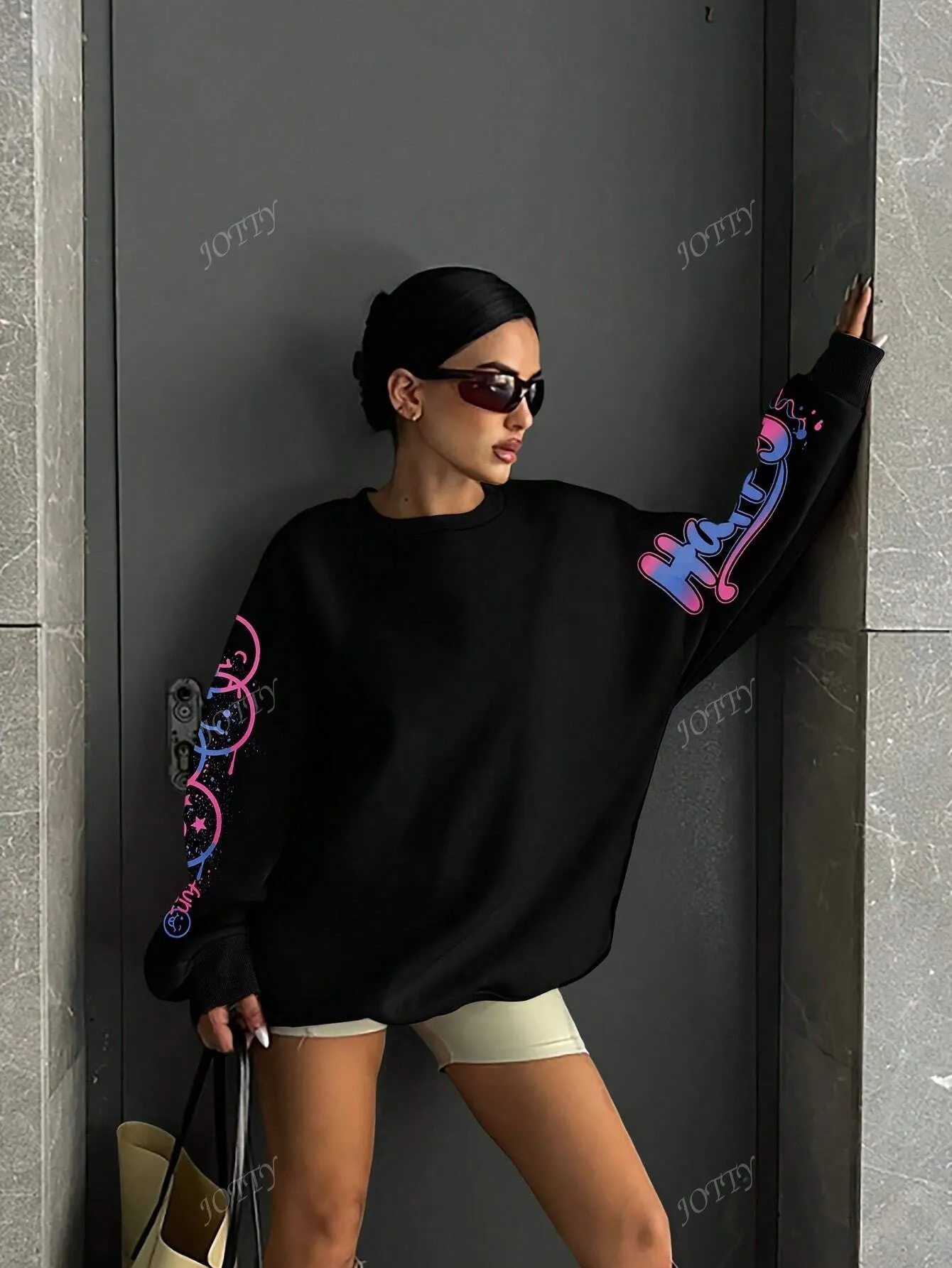 Colorful Abstract Art Letter & Print Women Long Sleeve Kangaroo Pocket Slouchy Hooded Sweatshirt