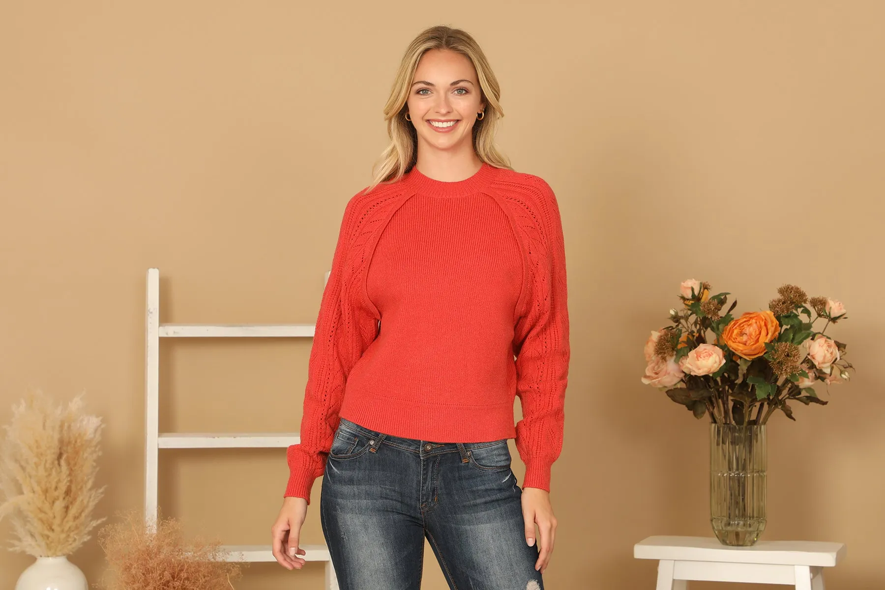 CONTRAST RAGLAN EYELET SLEEVES TOP