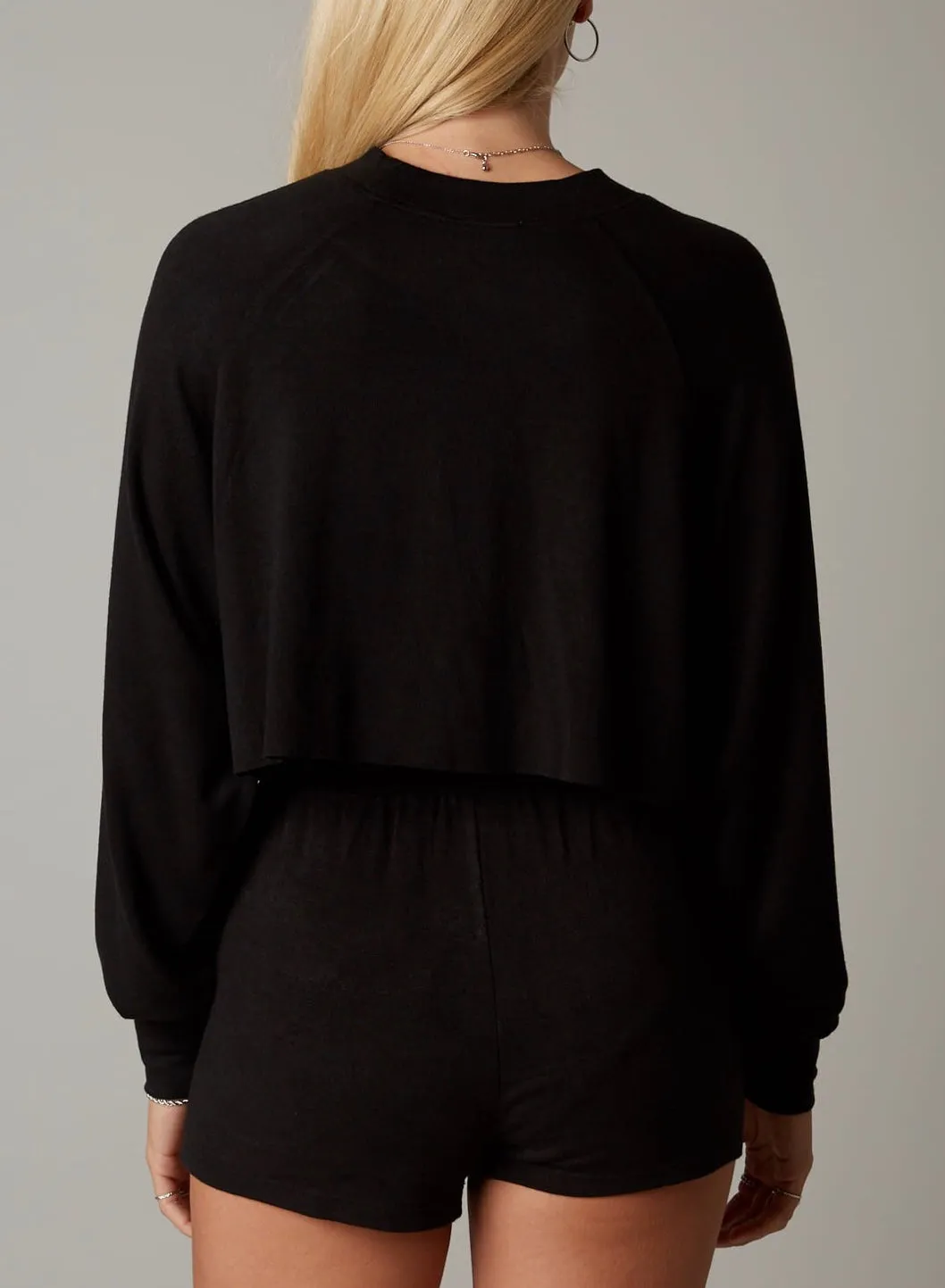 Crew Neck Raglan Sleeve Raw Hem Crop Top