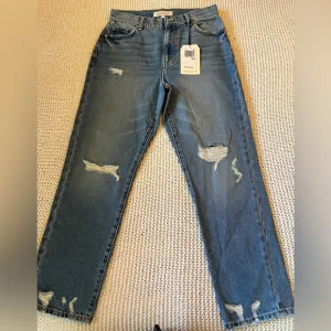 Current/Elliot Boyfriend Deconstructed Jeans Sz 26 Style CE1013CN14 Rainfall
