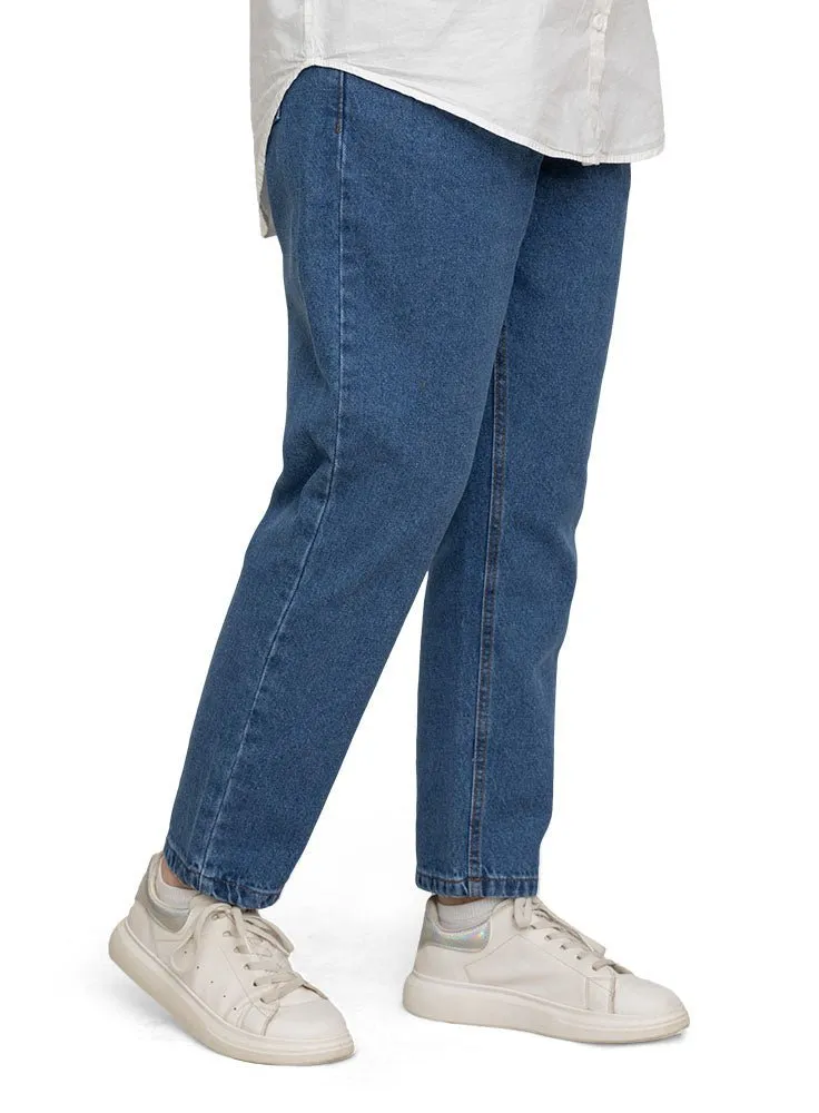 Design 9 Mom-Fit Jeans