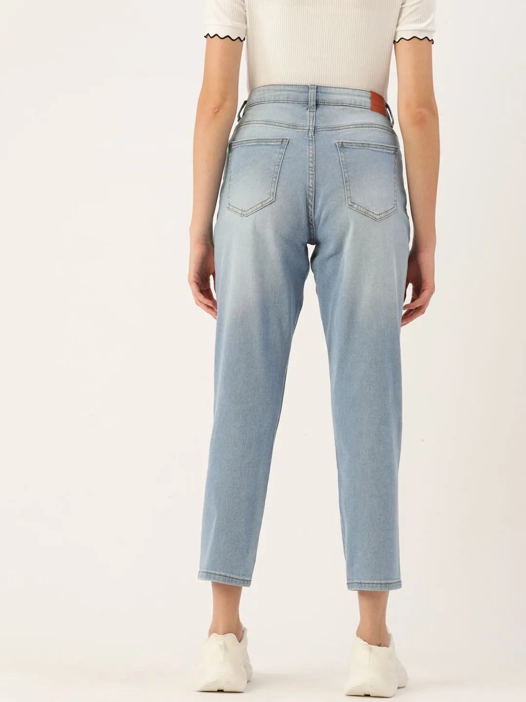 DressBerry Women Blue Boyfriend Fit High-Rise Light Fade Stretchable Jeans