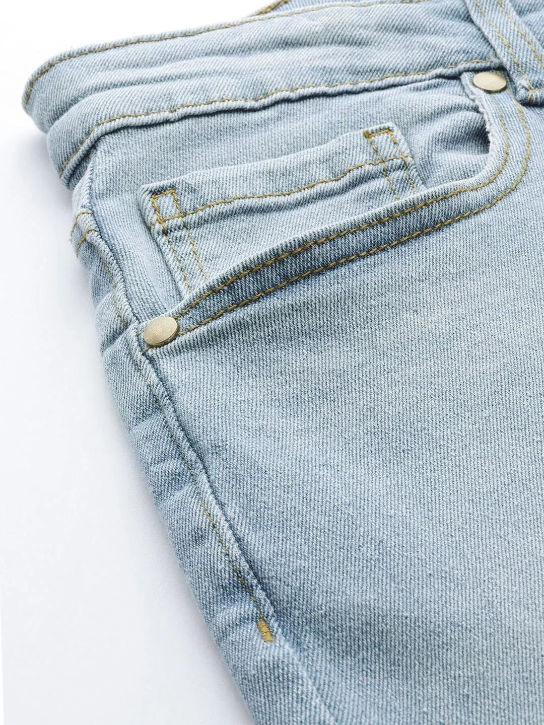 DressBerry Women Blue Boyfriend Fit High-Rise Light Fade Stretchable Jeans