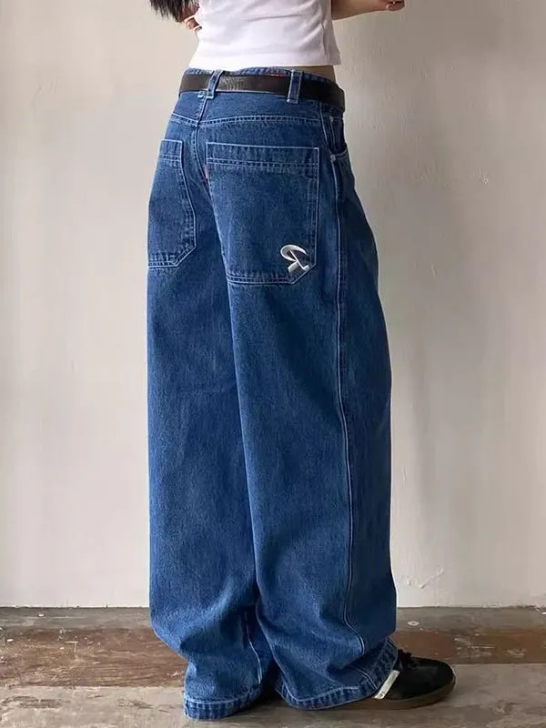 Einfarbige Vintage Jeans mit Taschenstickerei im Boyfriend Schnitt