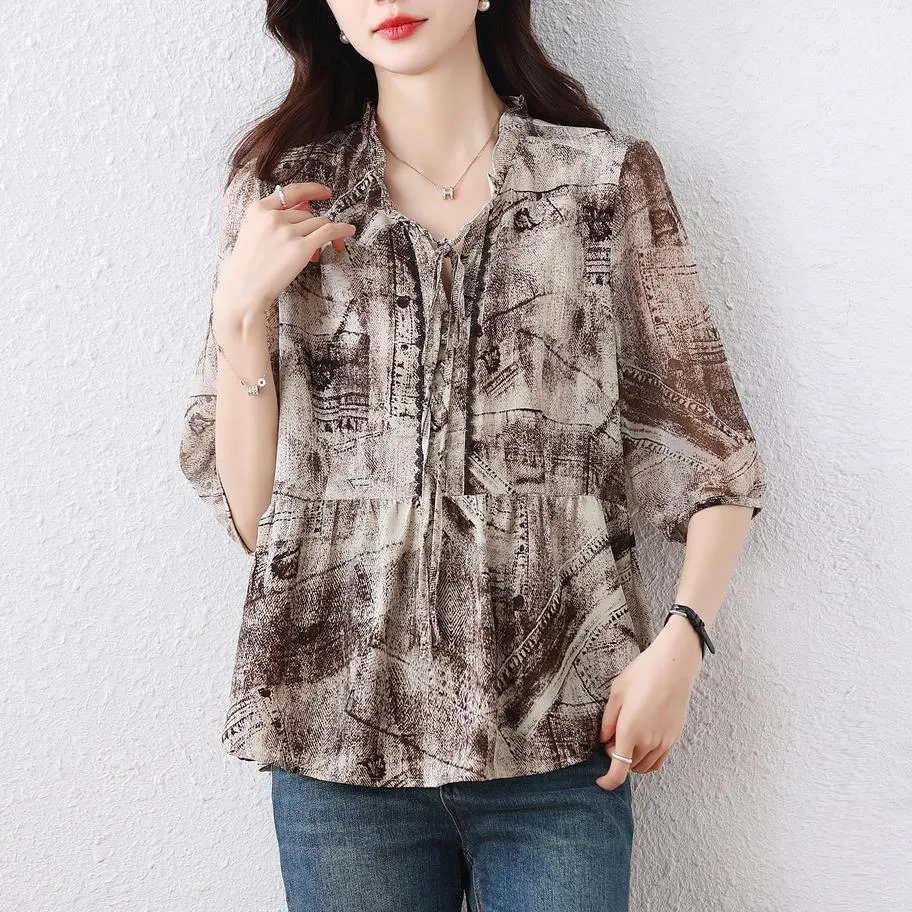 Elegant Women's Blouse with Ruffle Neckline and Loose-fit Design