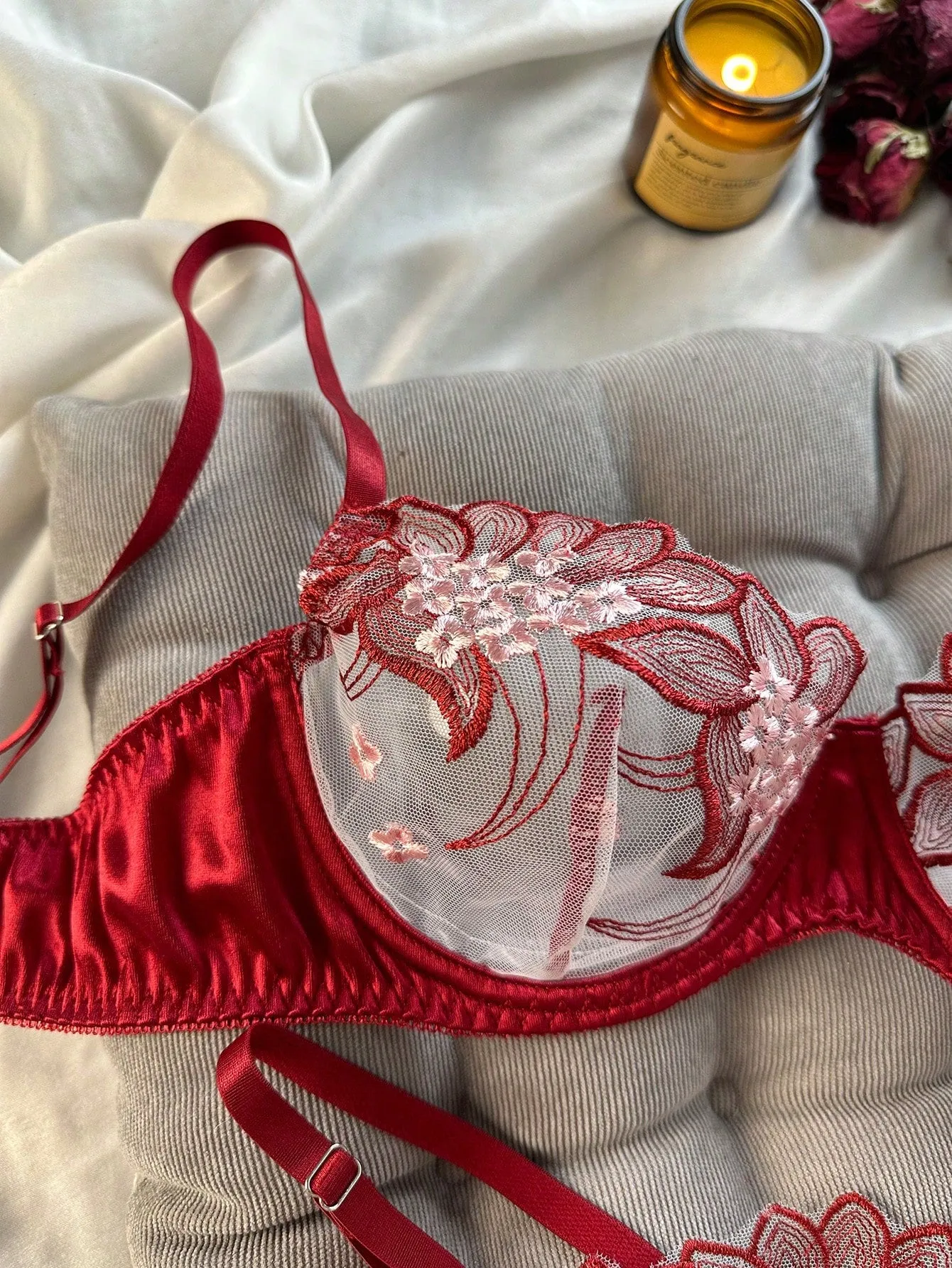 Floral Embroidery Mesh Underwire Lingerie Set