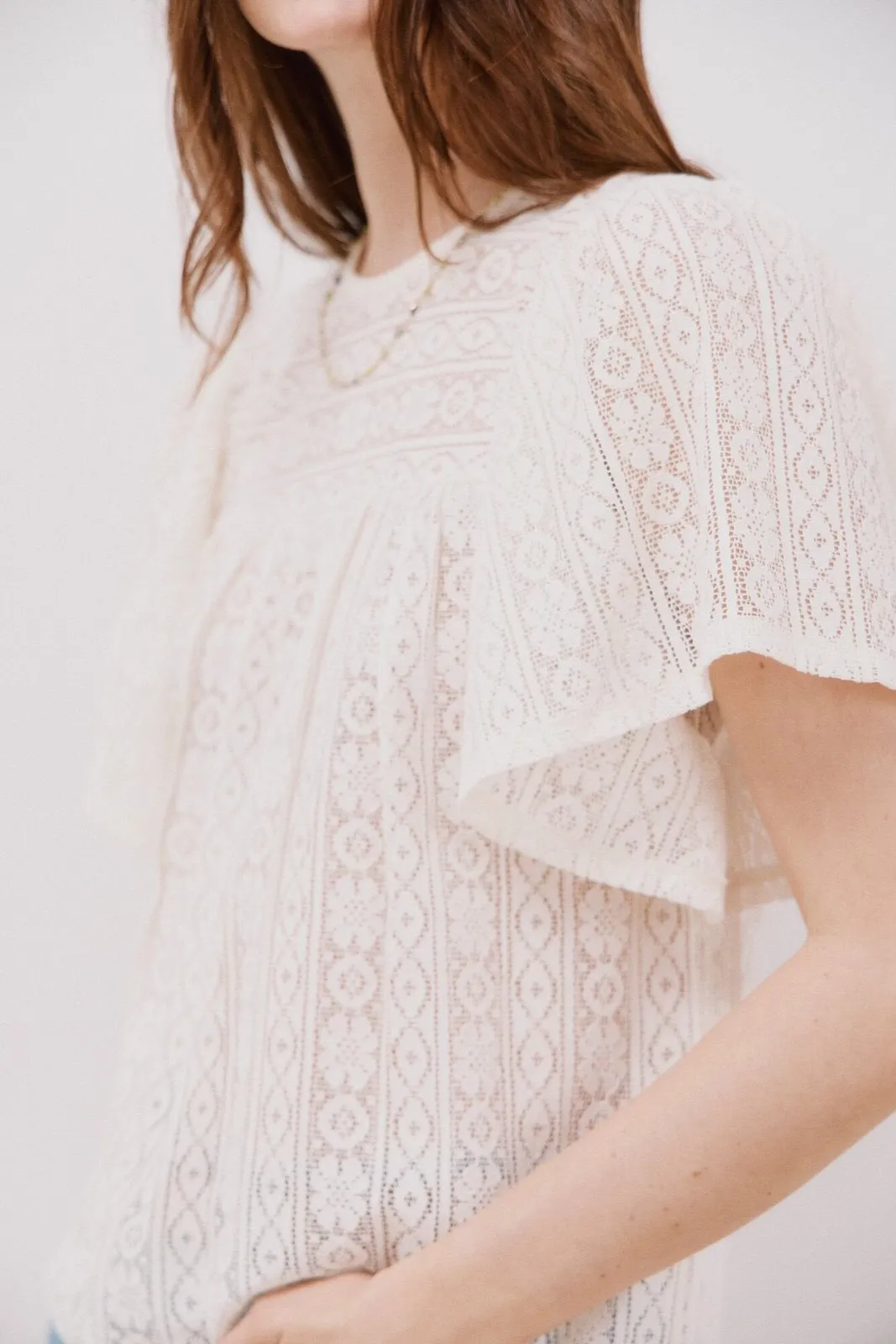 Flowy Lace T-Shirt - Ivory