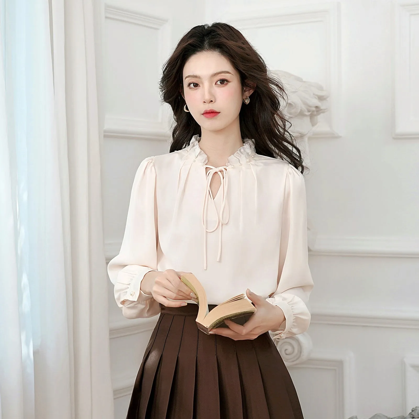 French Style Gentle Lace Trim Blouse for Women