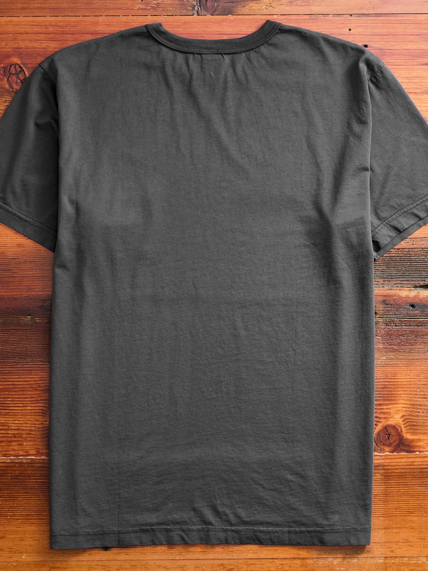 Garment Dyed Pocket T-Shirt in Smoke