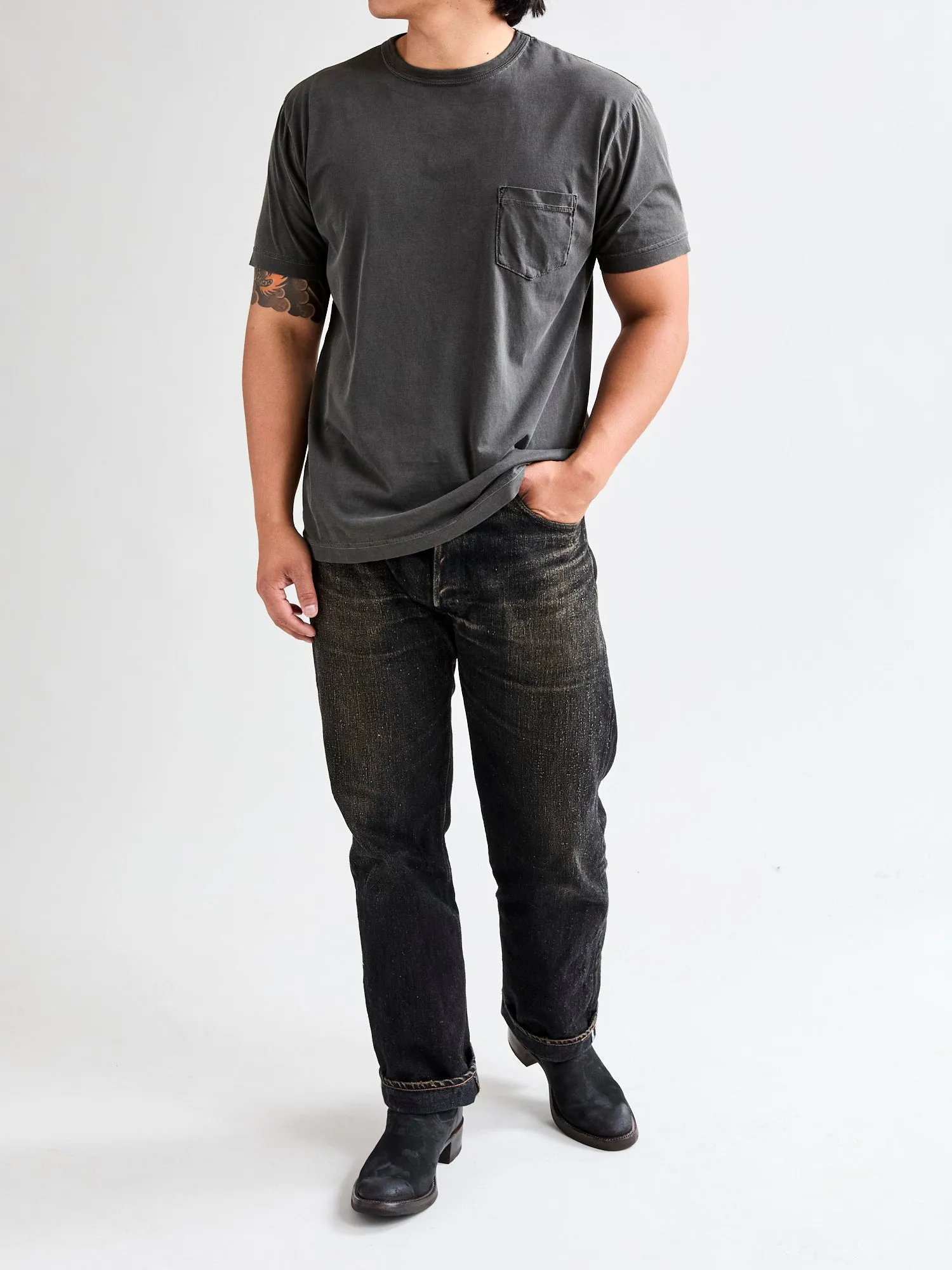 Garment Dyed Pocket T-Shirt in Smoke