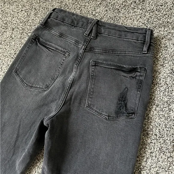 Good American Good Boy High Rise Boyfriend Jeans in Black, size 27