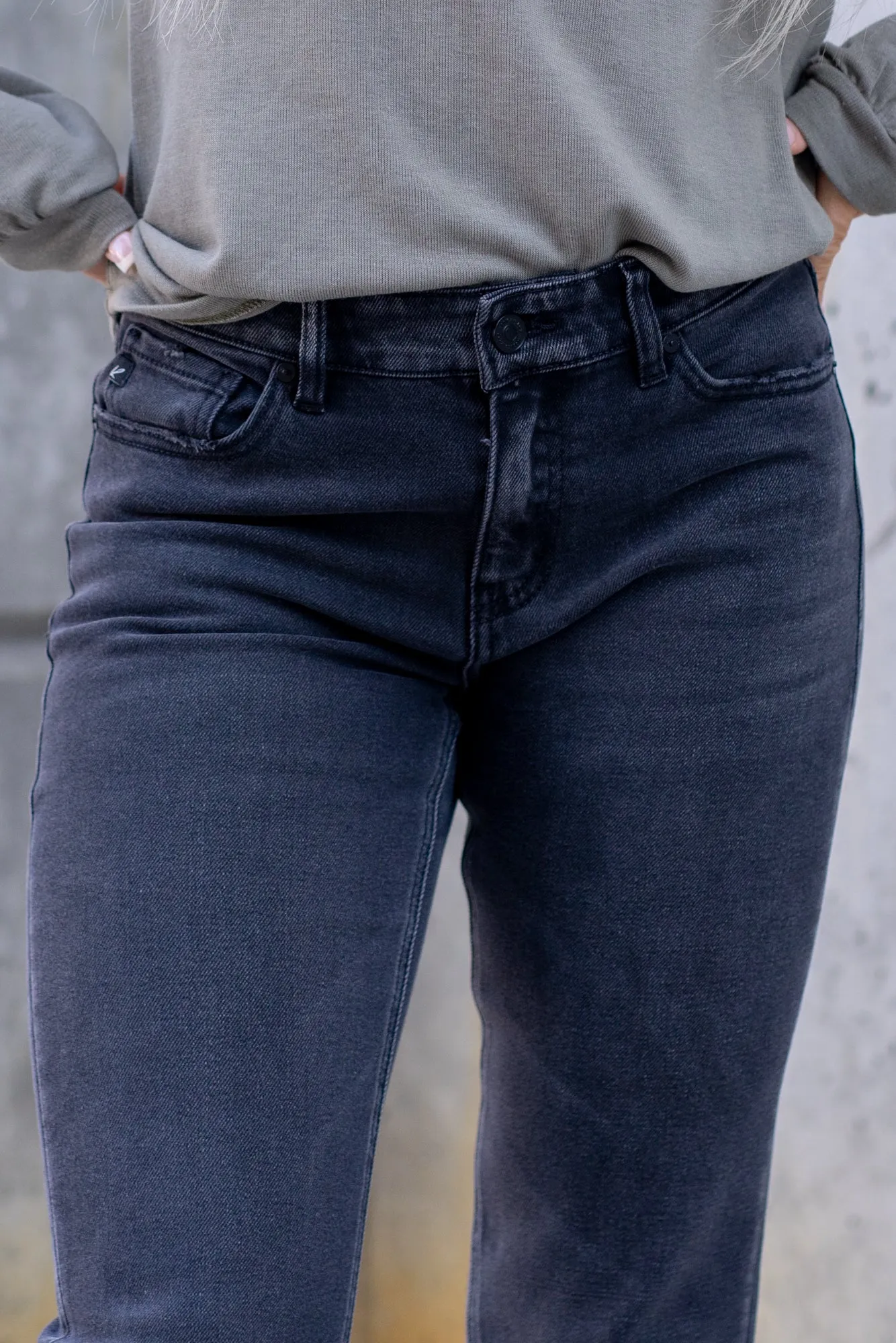 Illa High Rise 90s Slim Boyfriend