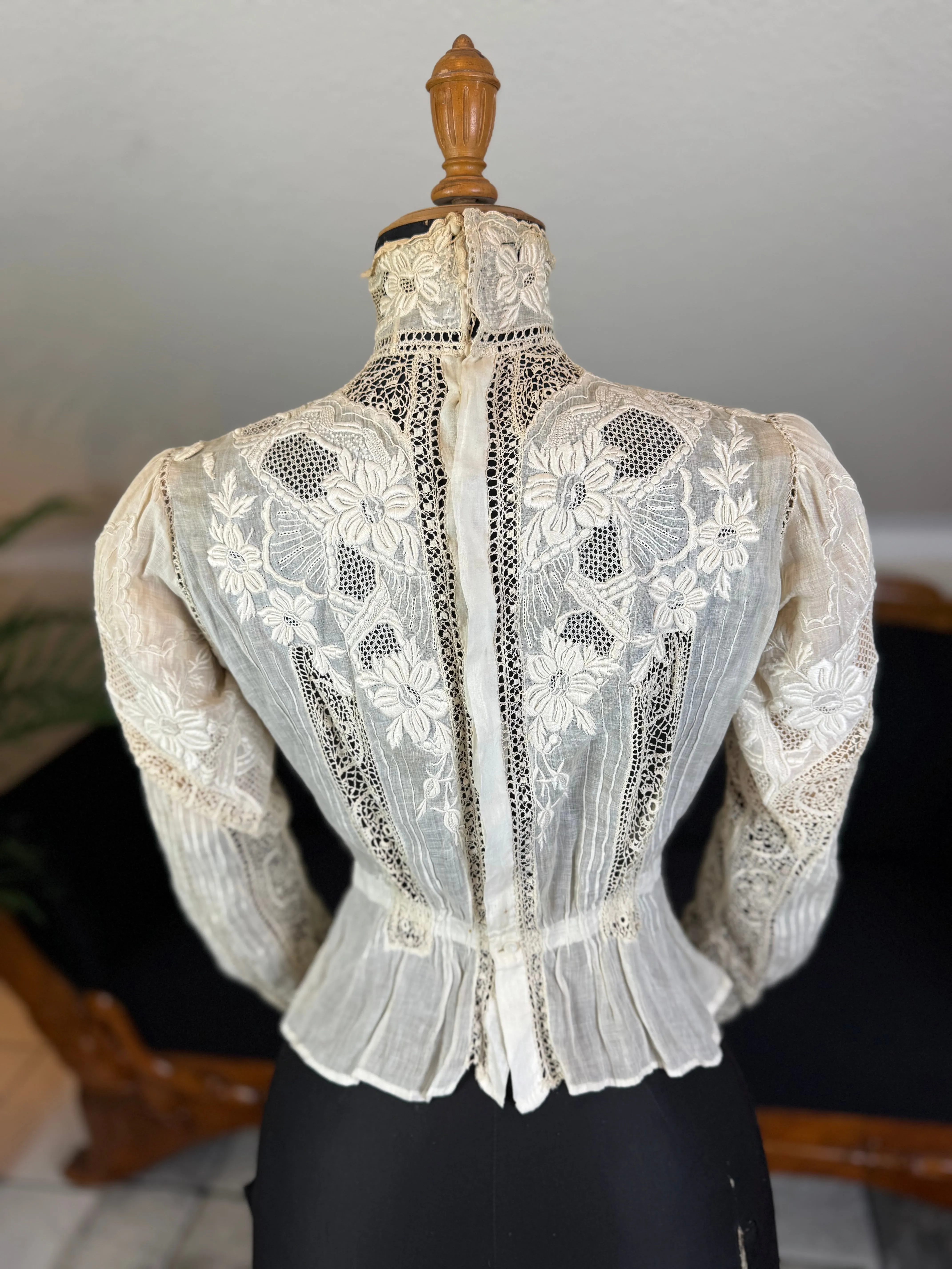Irish Lace and Whitework Blouse, ca. 1909
