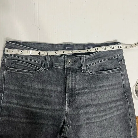 J. Jill The Boyfriend Jeans Galaxy Wash Grey size 8 P