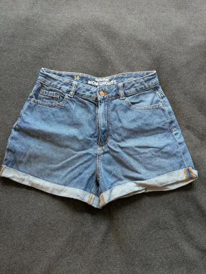 Jeans high rise Mom Gr. 38