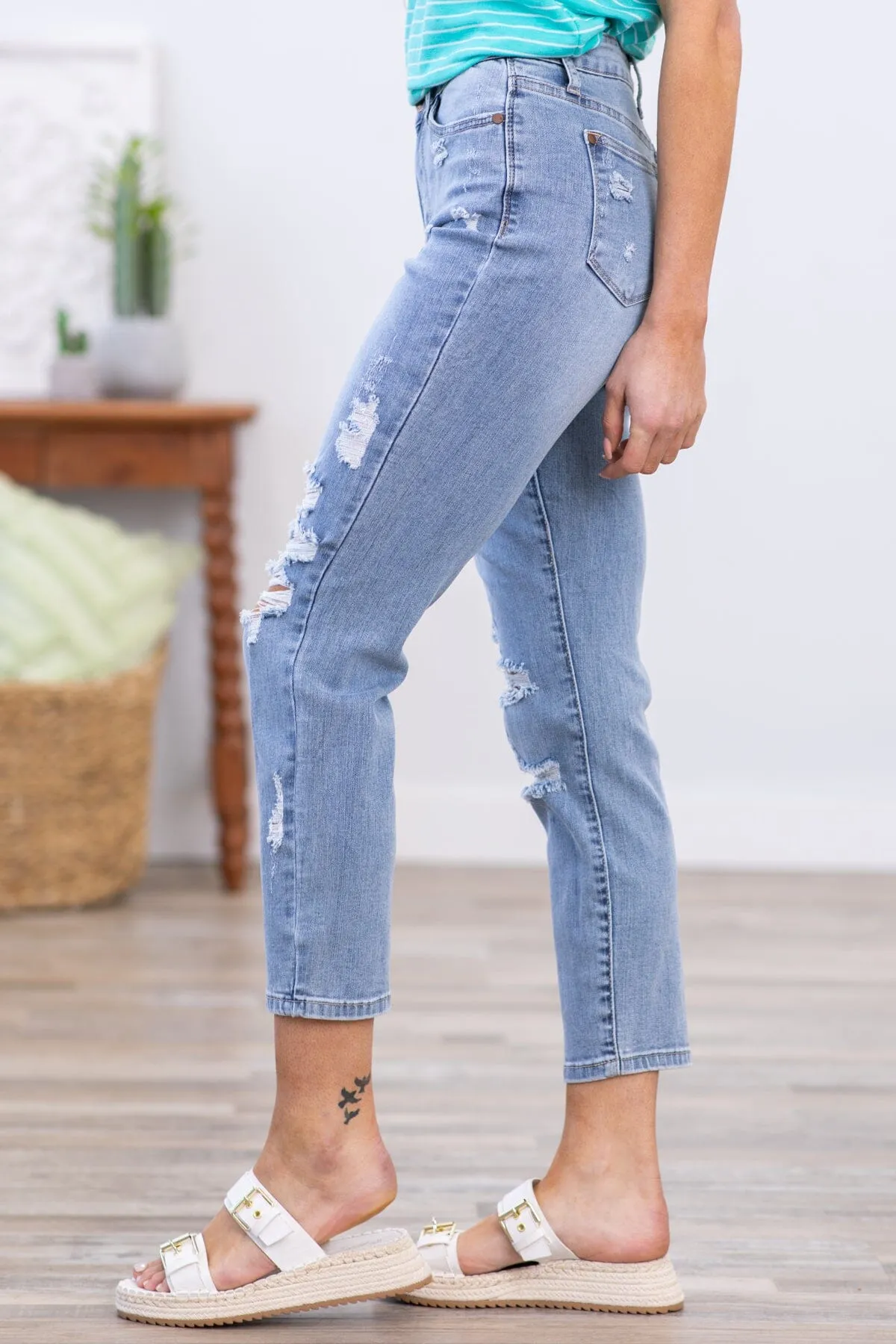 Judy Blue Boyfriend Jeans With Distressing