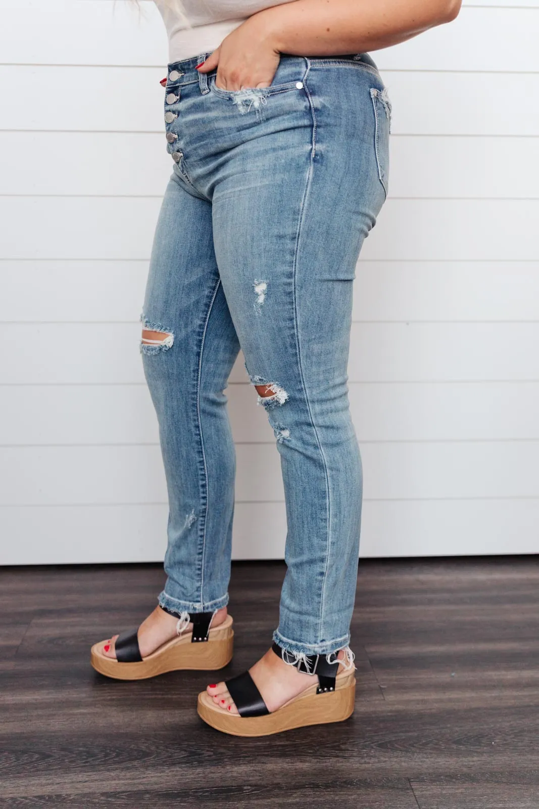 JUDY BLUE The Traveler Button Fly Denim