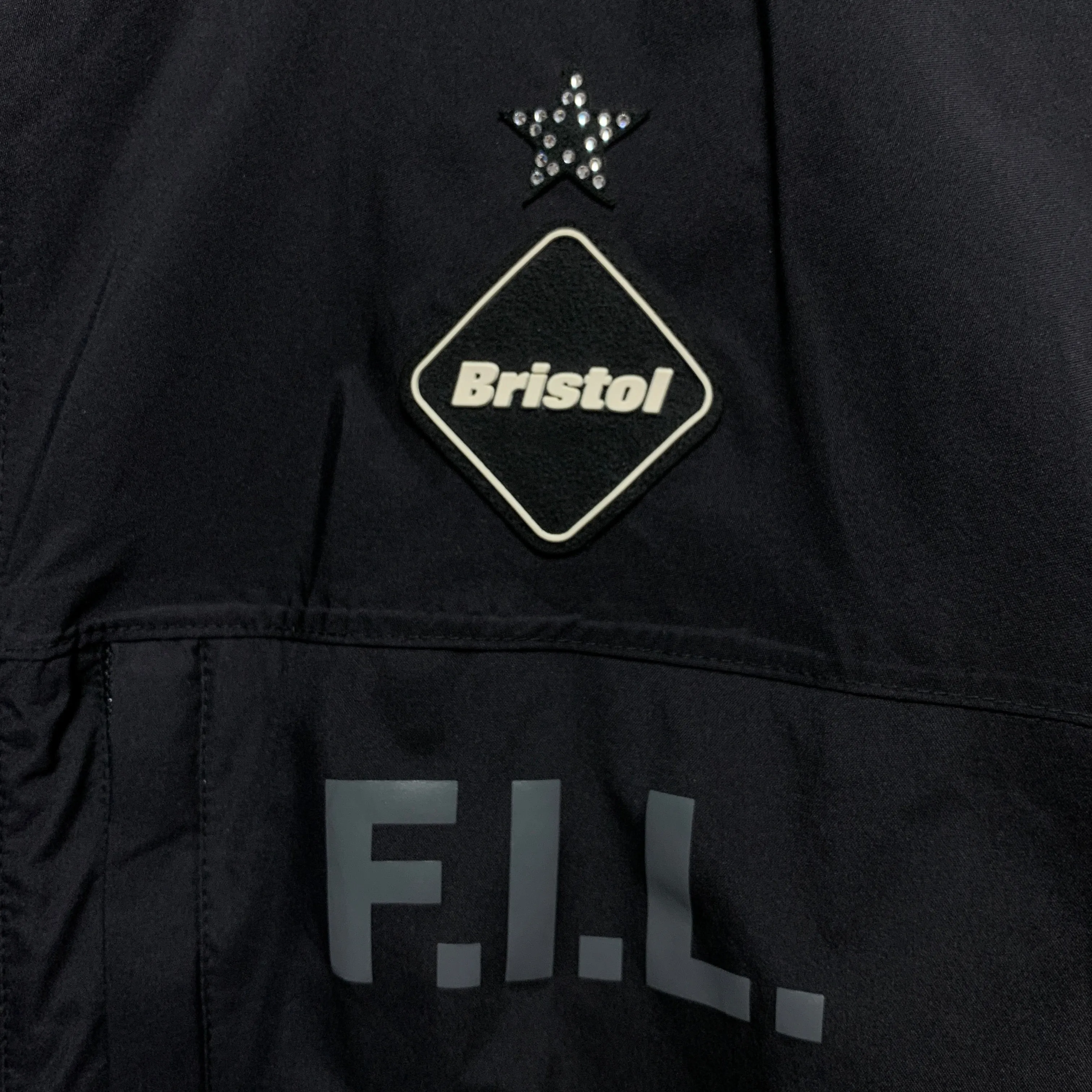 [L] Nike FCRB Fragment Visvim FIL Honeyee Hooded Nylon Jacket
