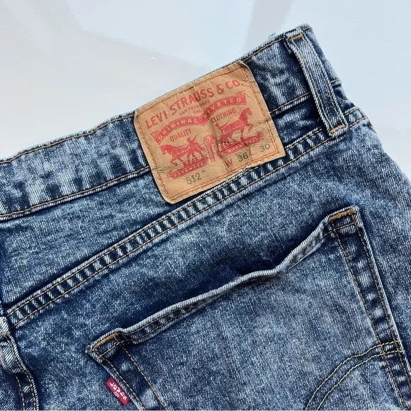 Levi's 512 Vintage High Waisted Distressed RawHem Acid Wash Denim Shorts- Sz 14