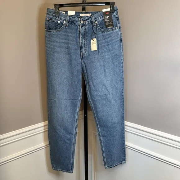 LEVIS 80s Mom Jeans size 32x30