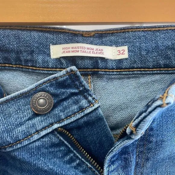 Levi's - Highwaist Mom Jeans Denim Jeans - Blue 32x29
