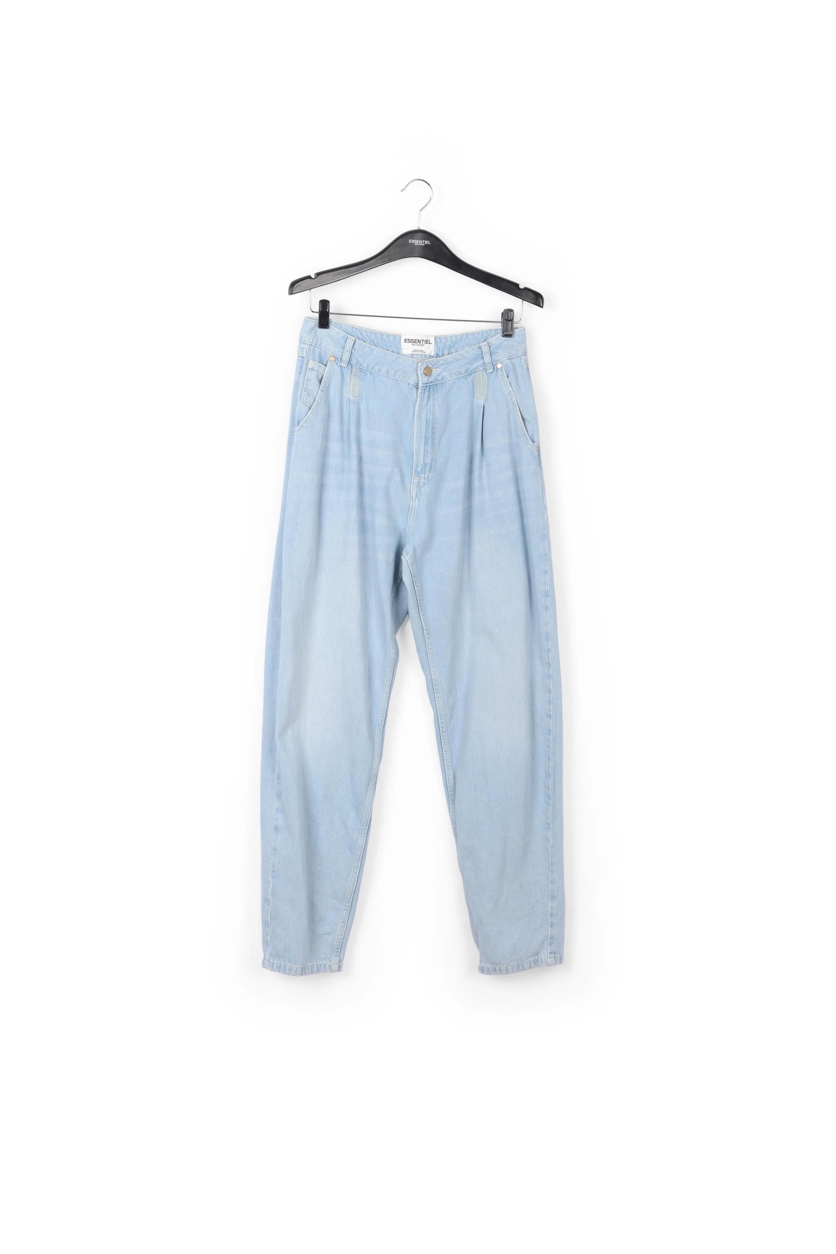 Light blue denim boyfriend jeans