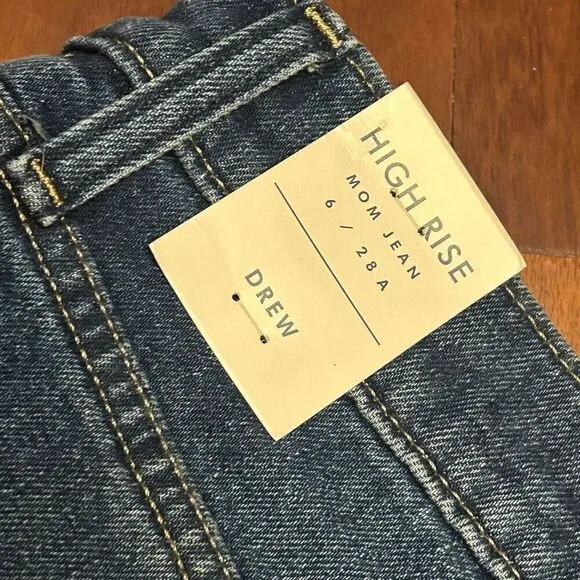 Lucky Brand women’s Drew High Rise Mom Jean size 6/28 ankle NWT
