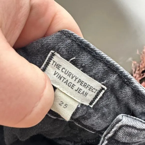 MADEWELL The Curvy Perfect Vintage Jean in Sumner Wash Gray {3N2}